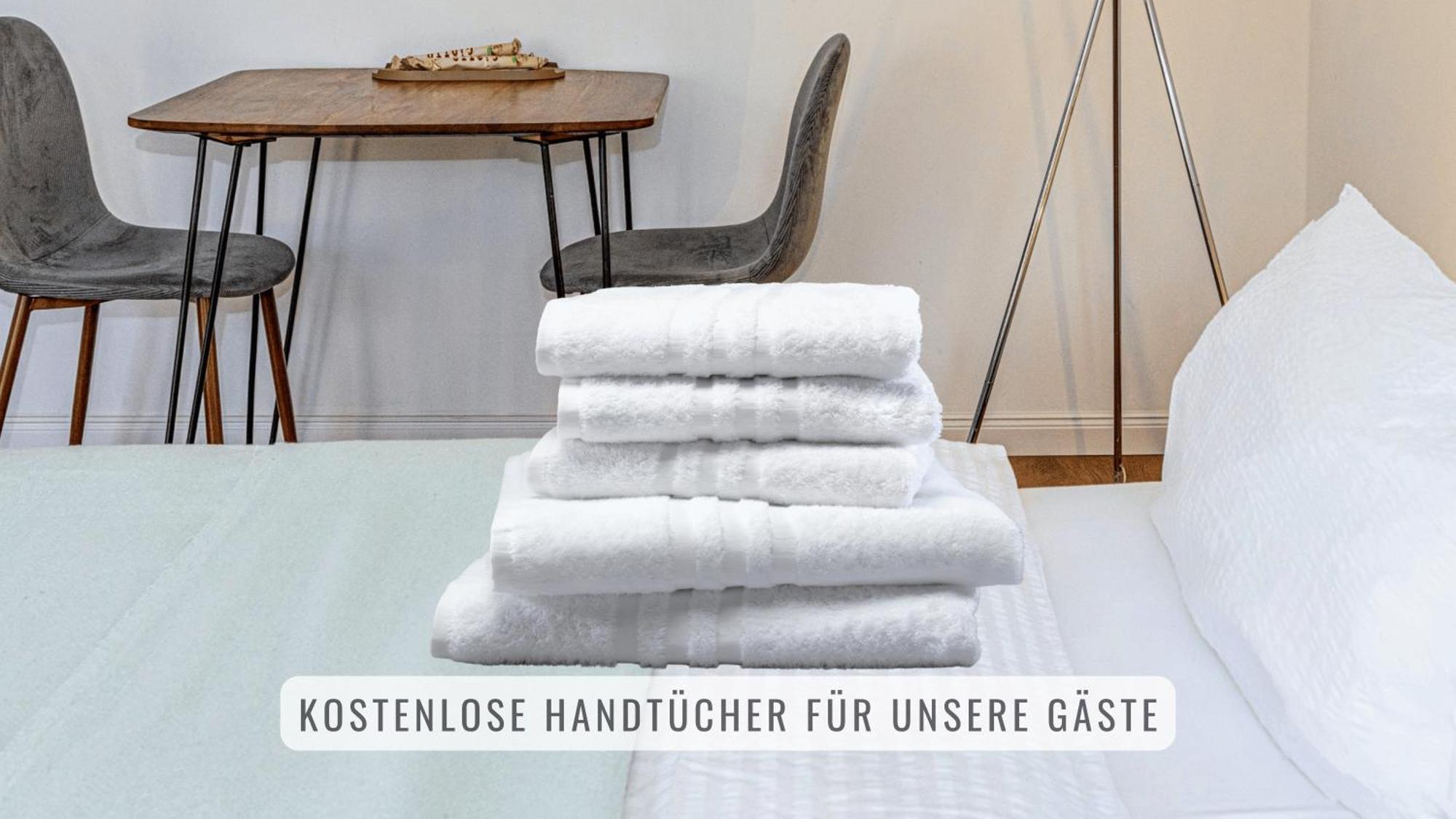 Have-a-nice-stay - Nahe Bahnhof - 20 Minuten Nach Hamburg - Trotzdem Ruhig Gelegen - 6 Minuten Zu Fuss Ins Zentrum - Modern Eingerichtet *